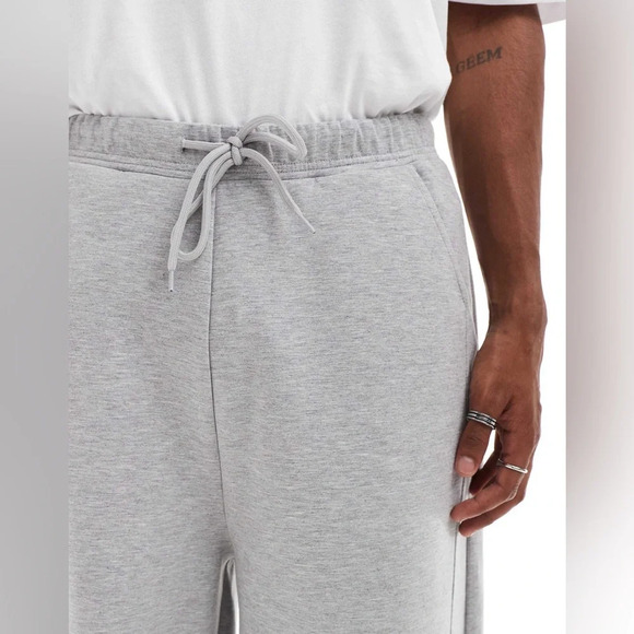 ASOS DESIGN Super Wide Leg Scuba Joggers in Gray Marl, size XS. SOLD OUT ONLINE - Picture 5 of 14